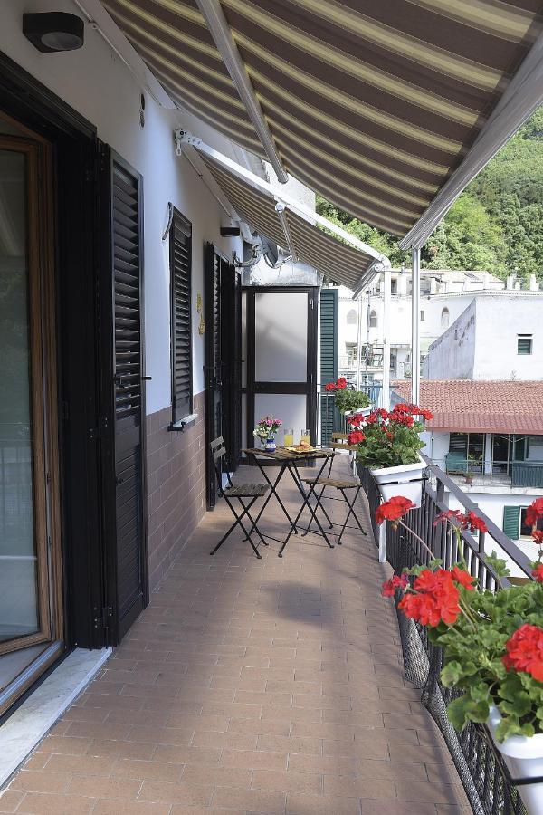 Casa Nana Amalfi Coast Lägenhet Vietri Exteriör bild